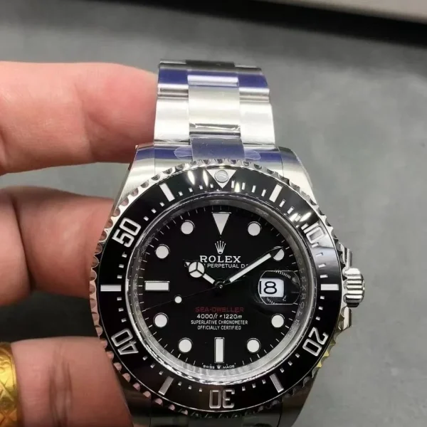 Réplica Rolex Sea-Dweller 126600-0002 Mostrador Preto com Escrita Vermelha – Super Clone VS Factory, foto 2