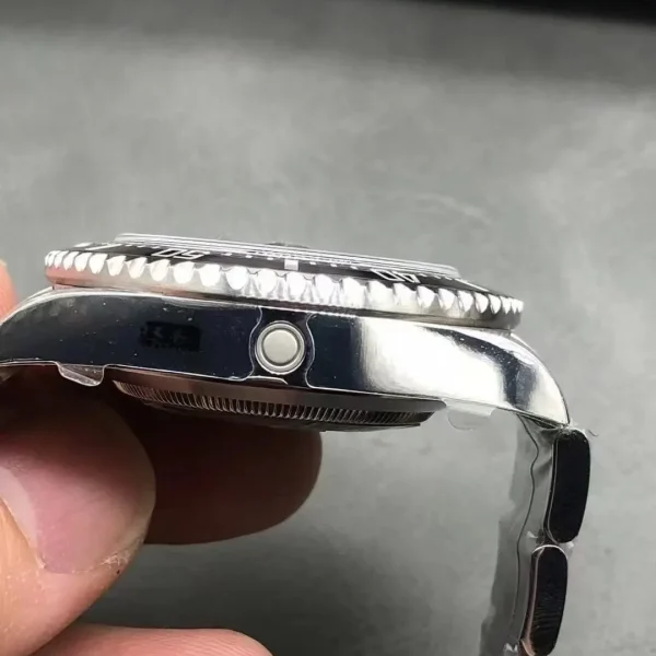 Réplica Rolex Sea-Dweller 126600-0002 Mostrador Preto com Escrita Vermelha – Super Clone VS Factory, foto 6